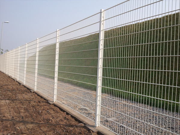 園區(qū)隔離網(wǎng)圖片2 園區(qū)隔離網(wǎng)圖片2