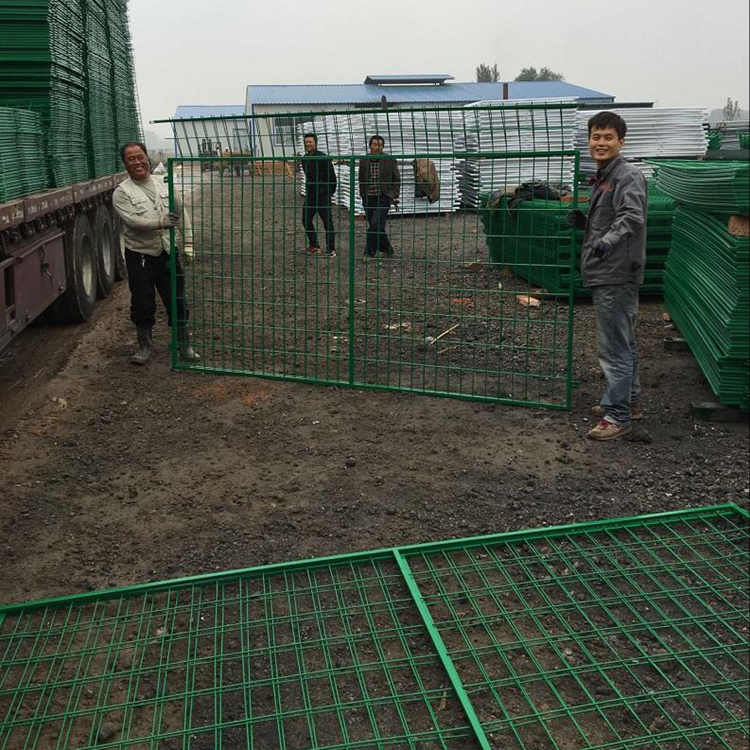 光伏發(fā)電站場(chǎng)區(qū)防護(hù)網(wǎng) 光伏發(fā)電站場(chǎng)區(qū)防護(hù)網(wǎng)