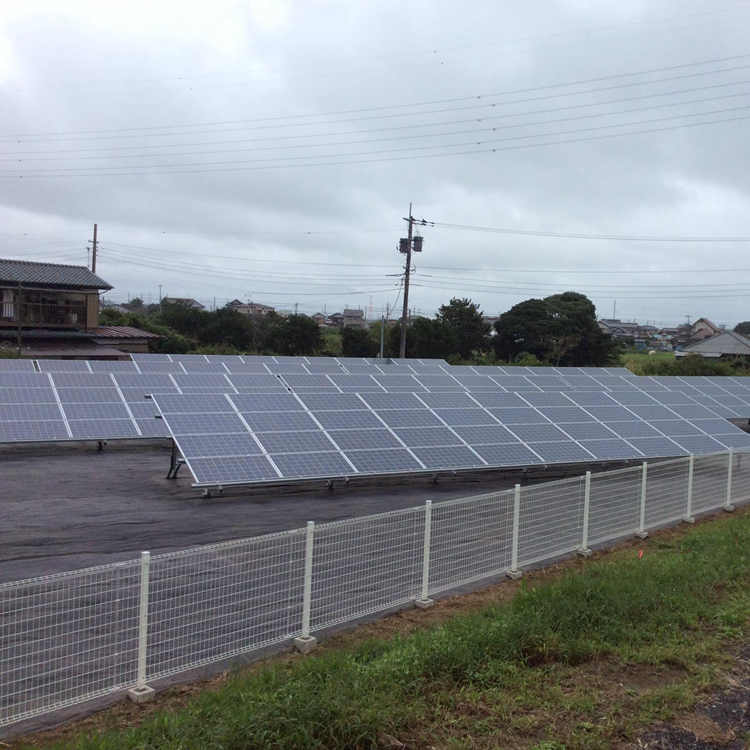 農村光伏電站隔離網圖片3 農村光伏電站隔離網圖片3