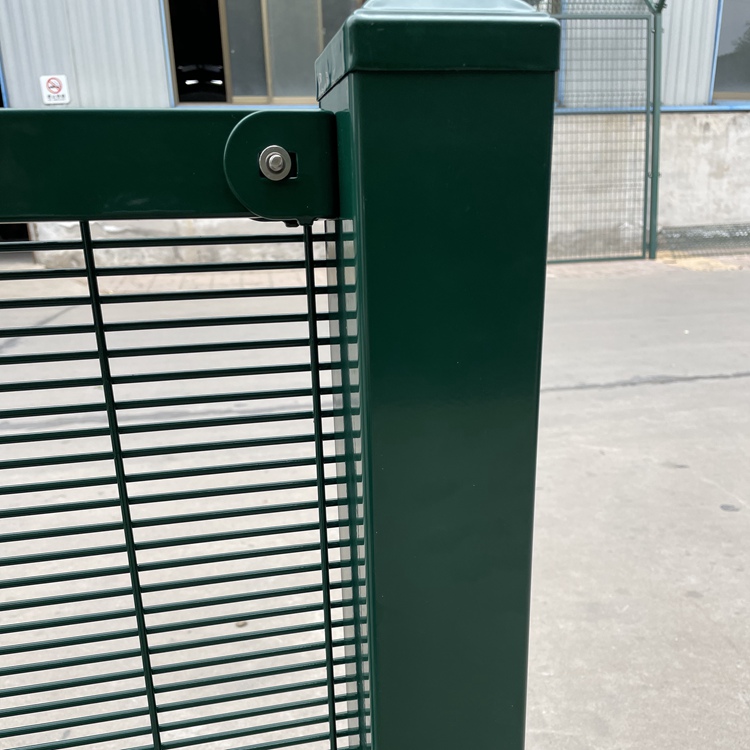 河南三門峽鍍鋅358高密度監(jiān)獄防護(hù)網(wǎng)圖片2 河南三門峽鍍鋅358高密度監(jiān)獄防護(hù)網(wǎng)圖片2