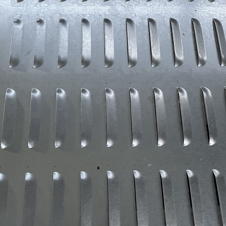 云南監獄鋼網墻施工圖片及價格圖片2 云南監獄鋼網墻施工圖片及價格圖片2