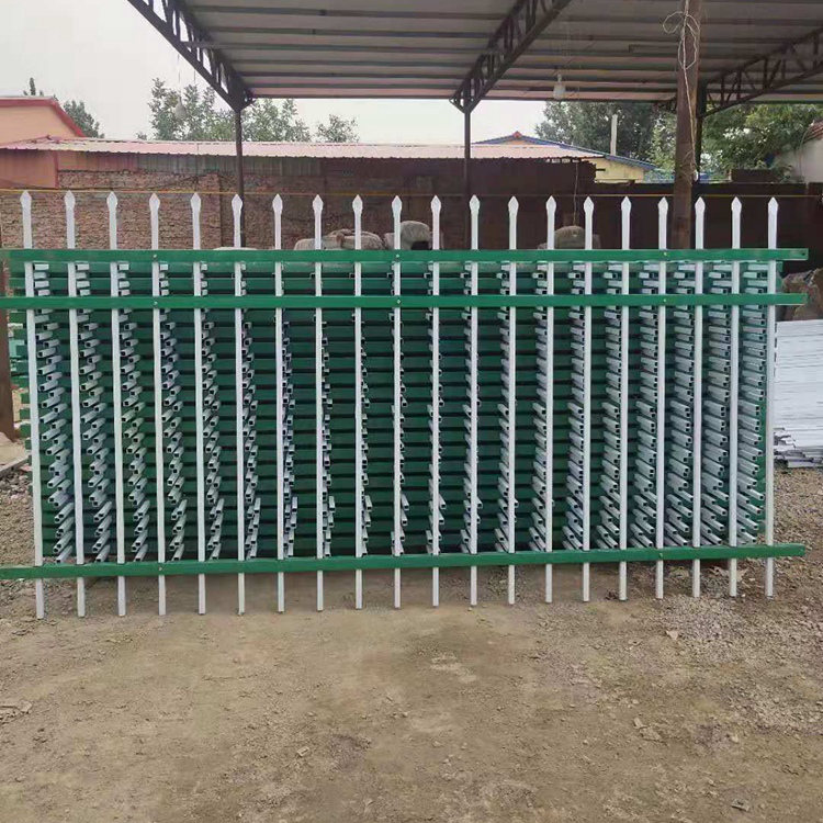 別墅平臺護欄安裝施工圖片3 別墅平臺護欄安裝施工圖片3