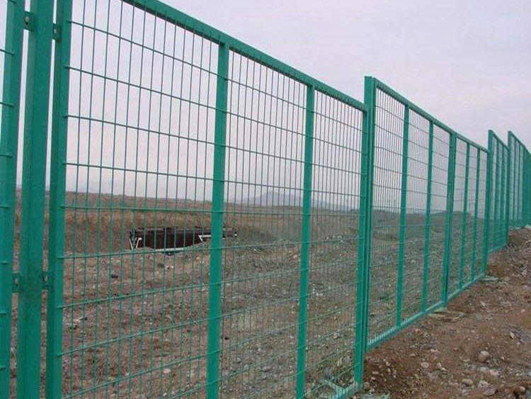 框架圍欄18631858321 框架圍欄18631858321