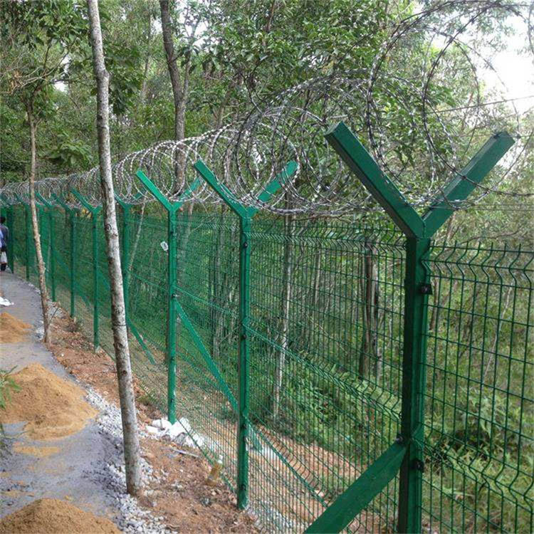 圈地護欄18631858321