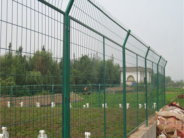 南水北調護欄網18631858321