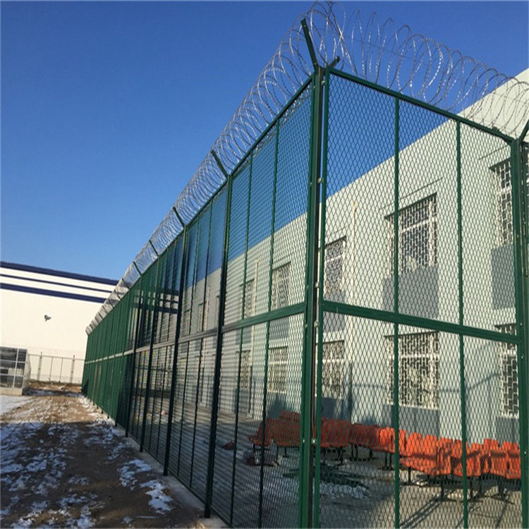 監(jiān)獄鋼網(wǎng)墻18631858321 監(jiān)獄鋼網(wǎng)墻18631858321