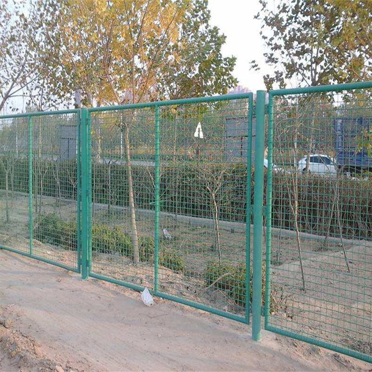 公路圍欄網圖片2 公路圍欄網圖片2