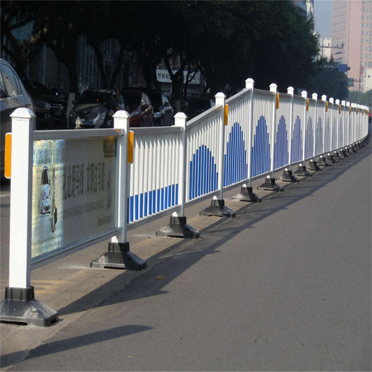 橋梁中心護(hù)欄圖片2 橋梁中心護(hù)欄圖片2