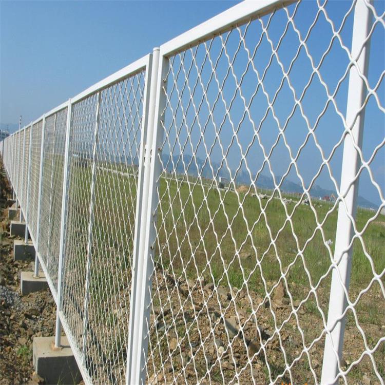 美格網隔離柵圖片2 美格網隔離柵圖片2